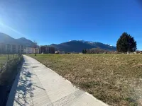 A NEST IN VALTELLINA with PRIVATE BATHROOM and GARDEN - CLEAN and BRIGHT!