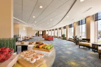 Hilton Garden Inn Fargo - breakfast
