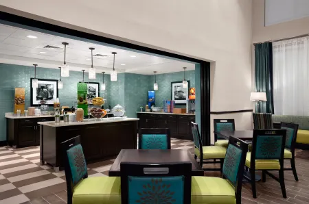 Hampton Inn & Suites Huntsville/Research Park Area