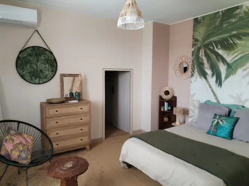 Seaside house, 3 minutes from the beach, fully renovated and equipped,... Hotels in Borgo