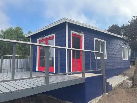 Villa in front of the sea
