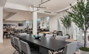 Hampton Inn & Suites by Hilton Huntsville Downtown