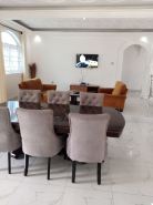 Lovely 2 bedrooms house unit 4