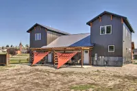 Pet-Friendly Choteau Townhouse with Gas Grill! - Wifi