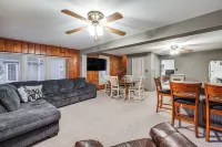 Clear Lake Vacation Rental: Walk to Town / Beach! - 2-Star