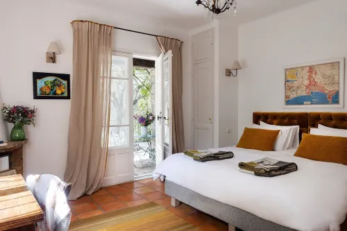 La Pitchoune:  4 bedroom, AC, Luxury Chef's Kitchen Built by Paul & Julia Child Hotel di Châteauneuf-Grasse