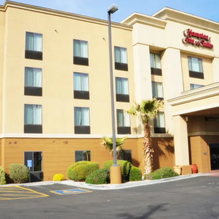 Hampton Inn & Suites Kingman