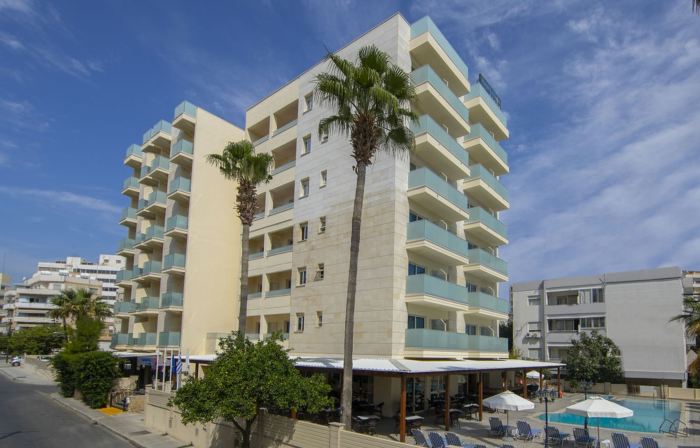 Kapetanios Limassol Hotel