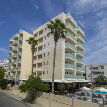 Kapetanios Limassol Hotel