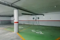 ホテル トレイニャ - 駐車場