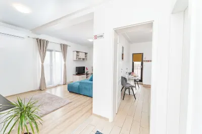 Cozy 1-bedroom apartment with AC, WiFi in charming GirocApartament Maria Hotels in 