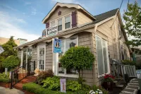 Charming Rehoboth Beach Apartment - 1.5 Blocks to the Beach!