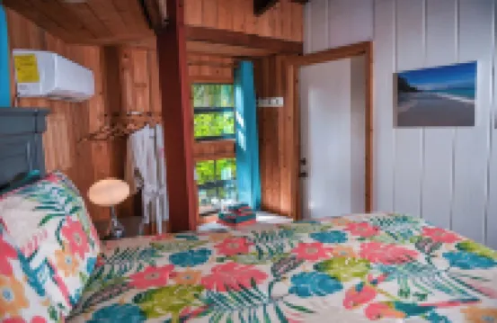 Charming 2-bedroom house in fabulous Tar Bay فنادق في 