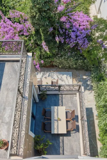 Moderna Luxury Apartments- One bedroom apartments with balcony Отели рядом с достопримечательностью «Церковь Святого Михаила»