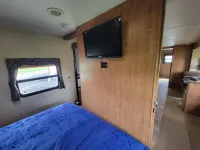 Kinkaid Kamper with AC in Oraville - 2 bedrooms for a cozy stay. house mattress