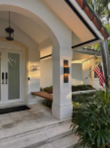Spacious 5-bedroom house with beautiful backyard with pool in Key Biscayne Hotels in Key Biscayne