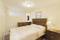 Private Sunny Cozy 1BR Suite