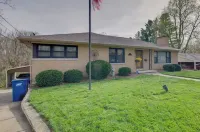 Charming Jefferson City Home 2 Mi to Downtown! - 3-Star