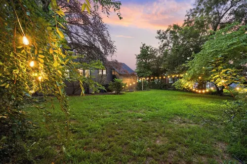 Downtown Forest Hotels in Greeneville