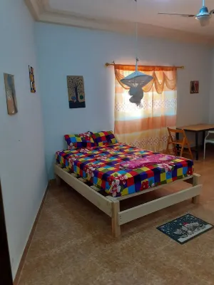 Sunshine villa House