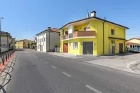 Cozy, newly renovated apartment in the heart of Pozzoleone