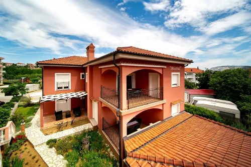 350 m vom Strandstrand Entfernt, Ideal für Familienurlaub, Voll Ausgestattet