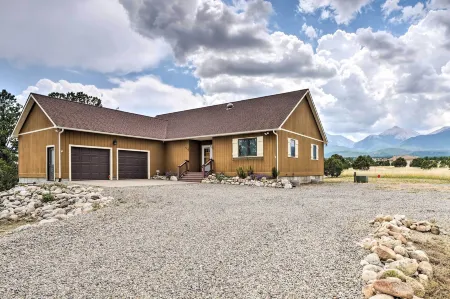 The Fox Den 360 Mtn View and on-Site Hiking!