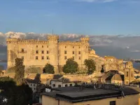 Cozy apartment Bracciano center, very close to the train station - Wi-Fi