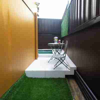 Modern Luxurious 2-bedroom Smart Apartment in Port of Spain with WiFi, AC Others