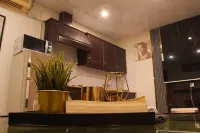 Chic And Cozy Apartment in Downtown