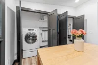 Stylish 2BR Retreat Minutes from NuLu & Downtown!
