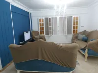 Charming 2-bedroom apartment in enchanting Alexandria with WiFi, fitness room.