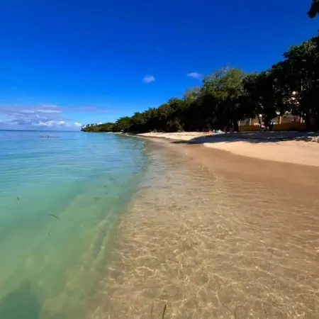Serene 3Br Beach House - Family & Remote Work Haven, Sleeps 6 + Pack ’n Play