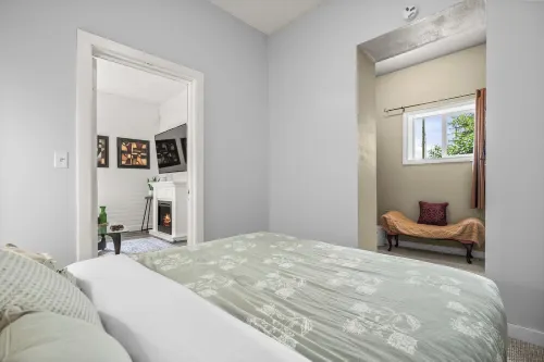 Downtown Den | Steps Away from Worlds Largest Dino Hotels in Drumheller