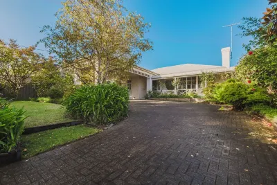 *Family friendly Art Deco*Garden*Patio*Wi-Fi*WFH* Hoteles cerca de Universidad de Swinburne