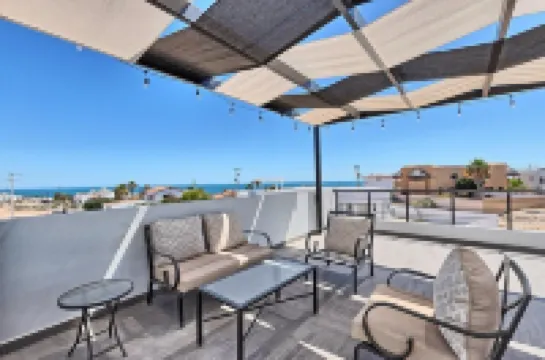 Spacious 4-bedroom house in marvelous Las Conchas with AC, WiFi