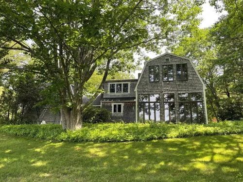 Charming waterfront Cottage, explore, relax and enjoy the Maine Coast
