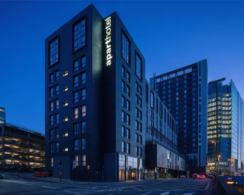 Aparthotel Birmingham Hotels near Shakespeare Express
