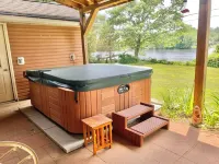 Upstate Waterfront Retreat 4000 sq ft with 2 Kitchens!!!
