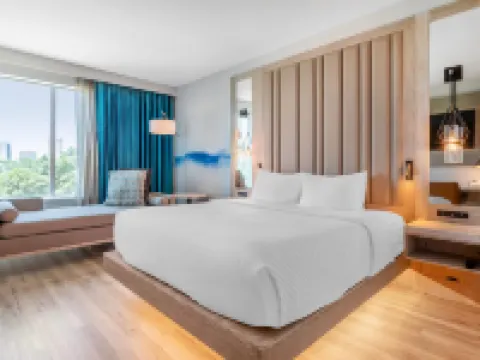 Cambria Hotel Waco University Riverfront Hotel di Waco