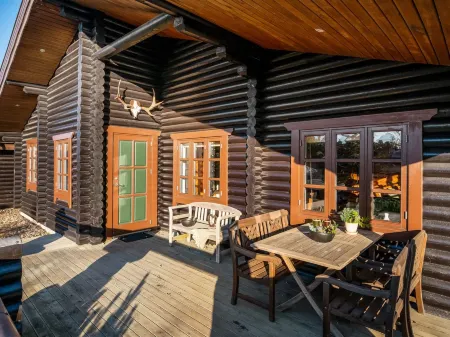 "Rajka" - 300m to the Fjord