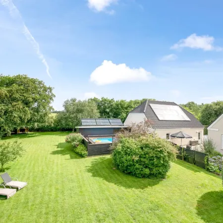 "Amma" - 21km from the Sea