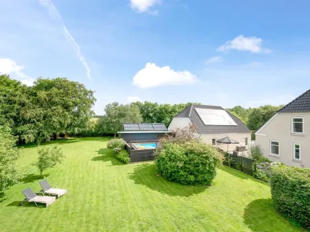 "Amma" - 21km from the Sea