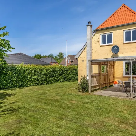 "Slavomira" - 12km from the sea