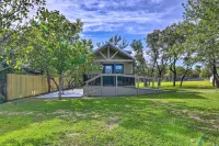 Fredericksburg Cottage ~ 1 Mile to Main Street! - Maalaistalo