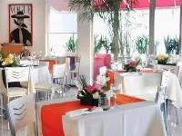 Ambiance Suites - พร้อมอาหารเช้า