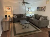 Southside Suite Living, Spacious 2 Bedroom/2 Bath