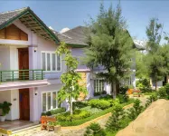 Trân Châu Beach & Resort