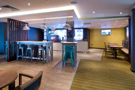 Premier Inn Cheltenham Town Centre