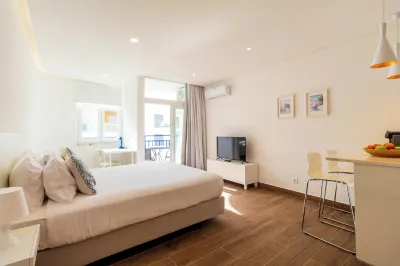 The Navigator - Ocean Heights Hotels in Olhos de Água